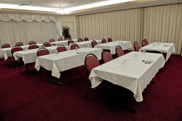 Centrepoint Motor Inn Rockhampton Buitenkant foto